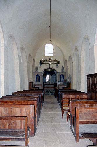 Photo of the inside of Le Villars church.