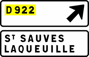 Indicates an non-numbered upcoming exit. The yellow D922 signifies a departmental road or highway.