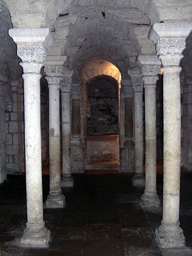 Saint Valérien Crypt
